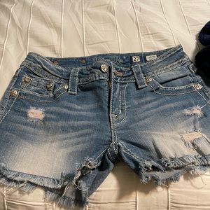 Miss Me shorts size 27